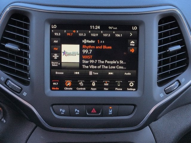 2023 Jeep Cherokee Altitude Lux