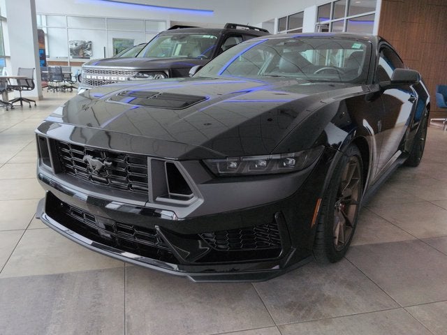 2025 Ford Mustang Dark Horse
