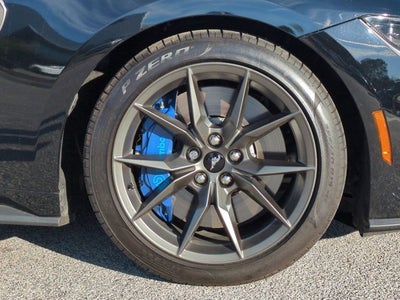 2025 Ford Mustang Dark Horse