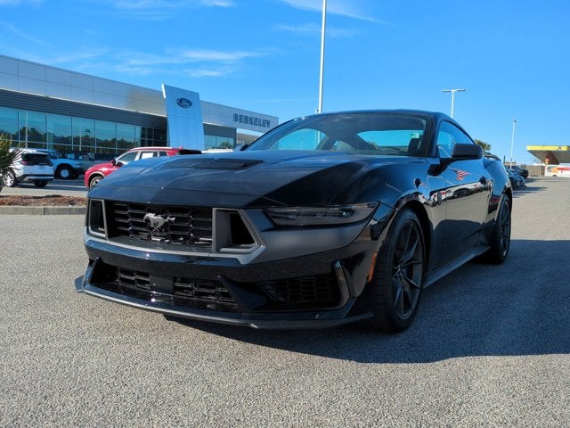 2025 Ford Mustang Dark Horse