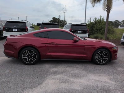 2022 Ford Mustang EcoBoost