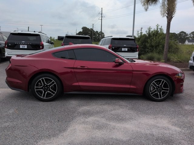 2022 Ford Mustang EcoBoost