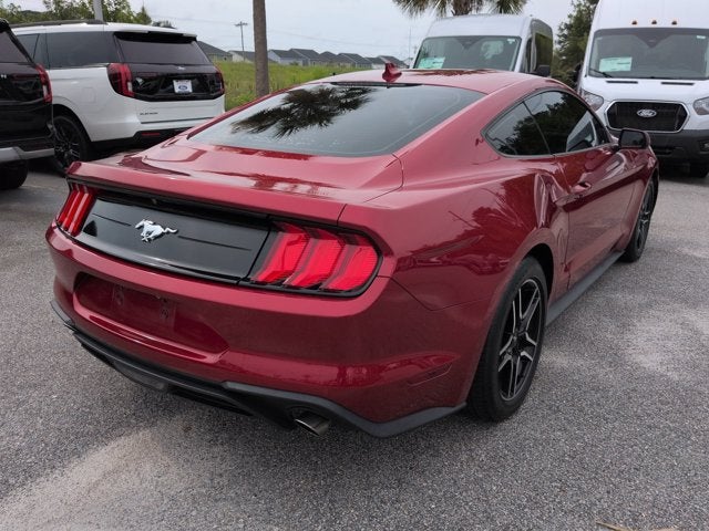 2022 Ford Mustang EcoBoost