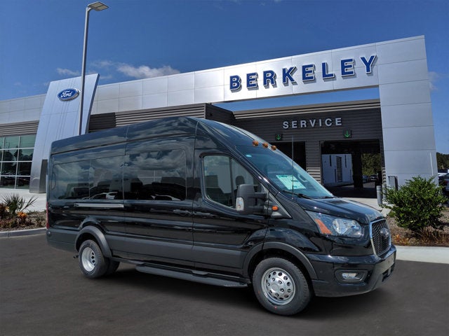 2026 Ford Transit Passenger Wagon XL