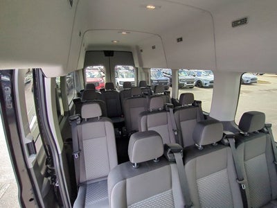 2026 Ford Transit Passenger Wagon XL