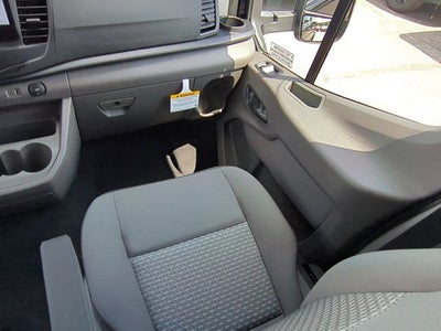 2026 Ford Transit Passenger Wagon XL