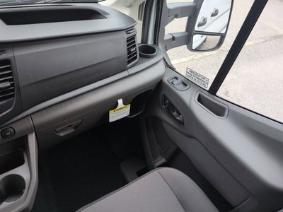2026 Ford Transit Passenger Wagon XL