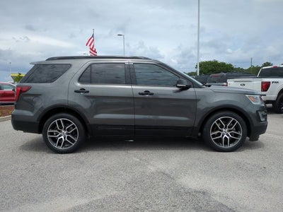2017 Ford Explorer Sport