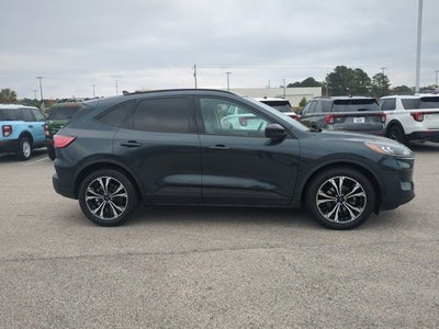 2022 Ford Escape SE