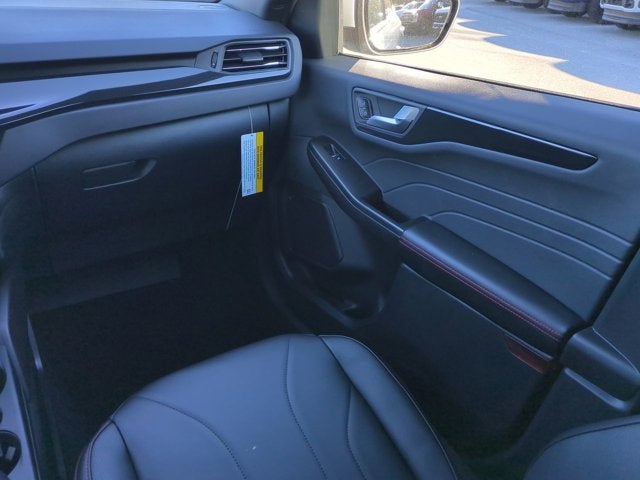 2026 Ford Escape ST-Line Elite