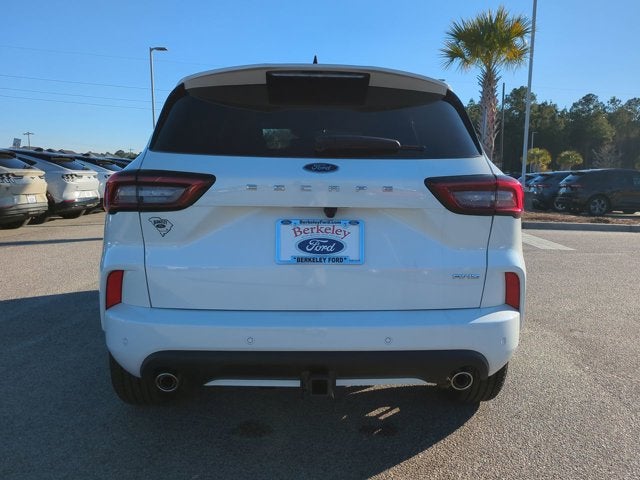 2026 Ford Escape ST-Line Elite