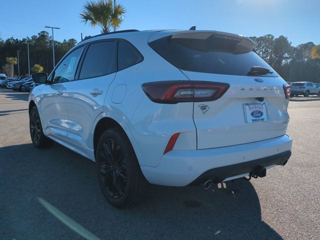 2026 Ford Escape ST-Line Elite