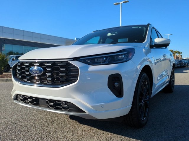 2026 Ford Escape ST-Line Elite