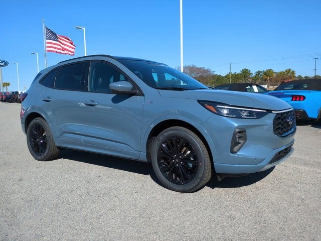 2026 Ford Escape ST-Line Elite