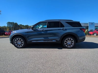 2025 Ford Explorer Active