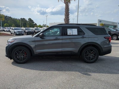 2025 Ford Explorer ST