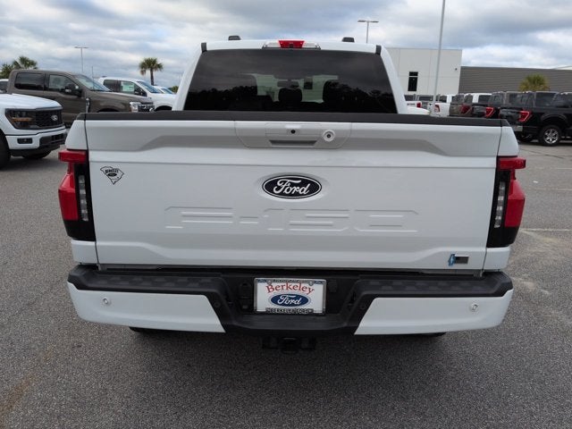 2024 Ford F-150 Lightning Flash