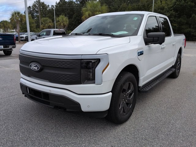 2024 Ford F-150 Lightning Flash
