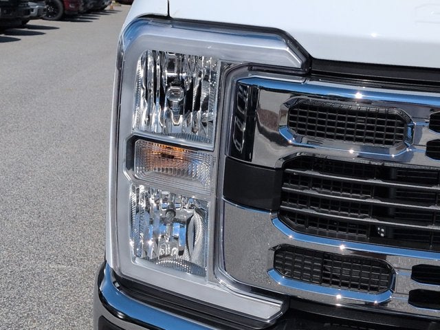 2027 Ford Super Duty F-250 SRW XLT