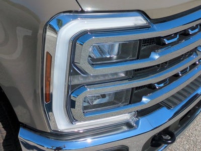 2026 Ford Super Duty F-350 SRW LARIAT