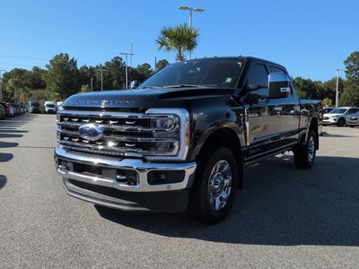 2023 Ford Super Duty F-350 SRW LARIAT