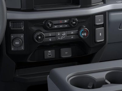 2026 Ford Super Duty F-350 SRW XLT