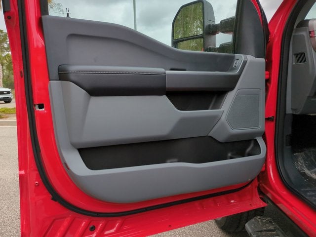 2025 Ford Super Duty F-350 SRW XL