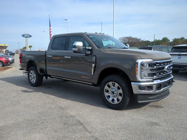 2026 Ford Super Duty F-350 SRW LARIAT