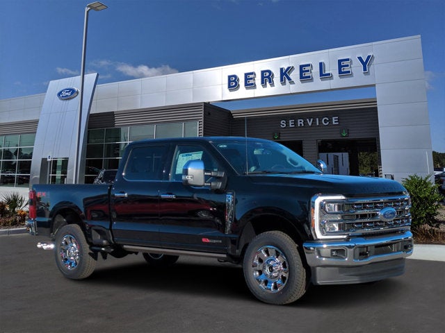 2026 Ford Super Duty F-350 SRW LARIAT