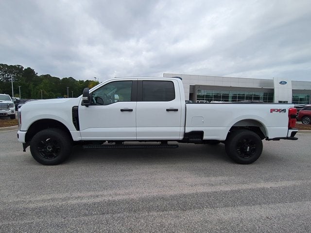 2025 Ford Super Duty F-350 SRW XL