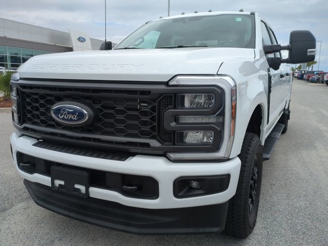 2025 Ford Super Duty F-350 SRW XL