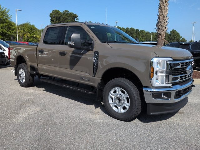 2026 Ford Super Duty F-350 SRW XLT