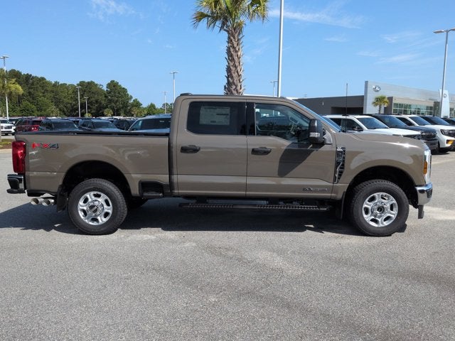 2026 Ford Super Duty F-350 SRW XLT