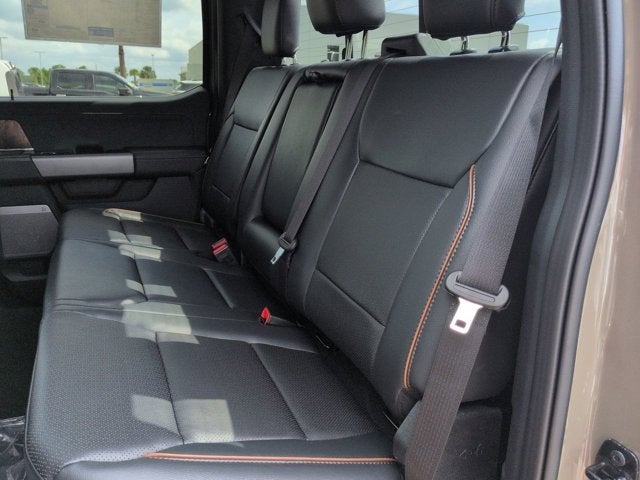 2026 Ford Super Duty F-350 DRW LARIAT