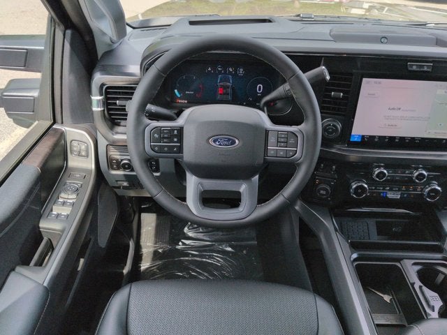2026 Ford Super Duty F-350 DRW LARIAT