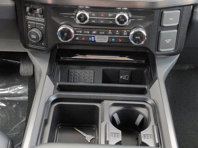 2026 Ford Super Duty F-350 DRW LARIAT