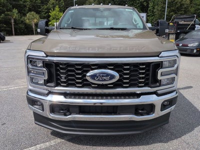 2026 Ford Super Duty F-350 DRW LARIAT