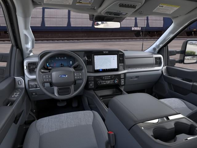 2026 Ford Super Duty F-350 DRW XLT