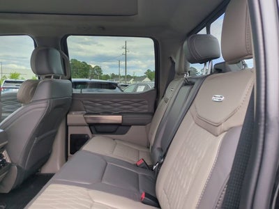 2025 Ford Super Duty F-350 DRW Platinum