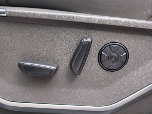2025 Ford Super Duty F-350 DRW Platinum