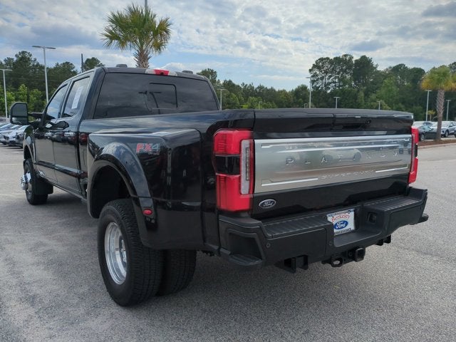 2025 Ford Super Duty F-350 DRW Platinum