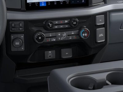 2026 Ford Super Duty F-350 DRW XLT