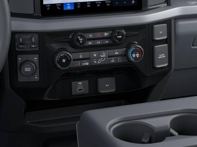 2026 Ford Super Duty F-350 DRW XLT