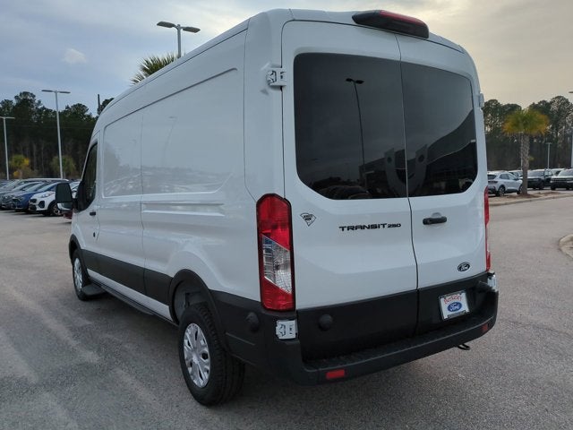 2026 Ford Transit Cargo Van Base