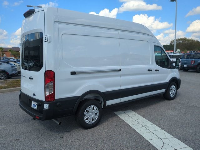 2025 Ford Transit Cargo Van Base