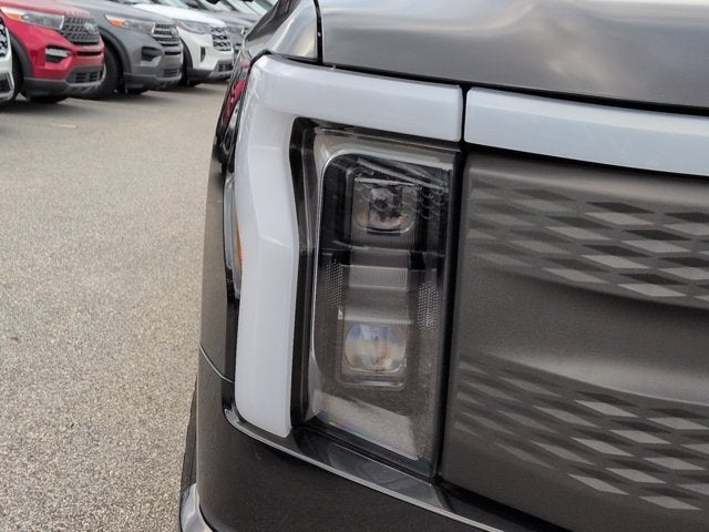 2024 Ford F-150 Lightning XLT