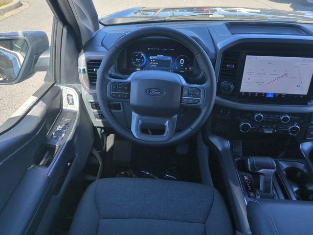 2025 Ford F-150 Lightning XLT