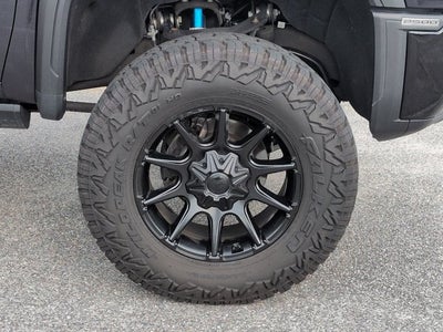 2025 GMC Sierra 2500HD AT4X