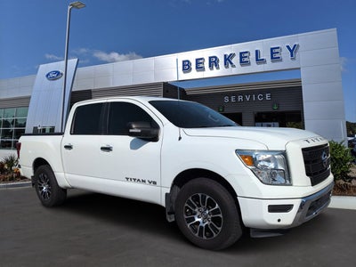 2020 Nissan Titan SV