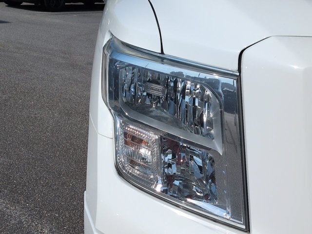 2020 Nissan Titan SV